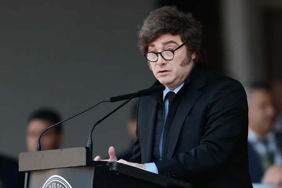 Javier Milei Imputa a Brasil Financiamiento de Campaña Negativa Contra Argentina