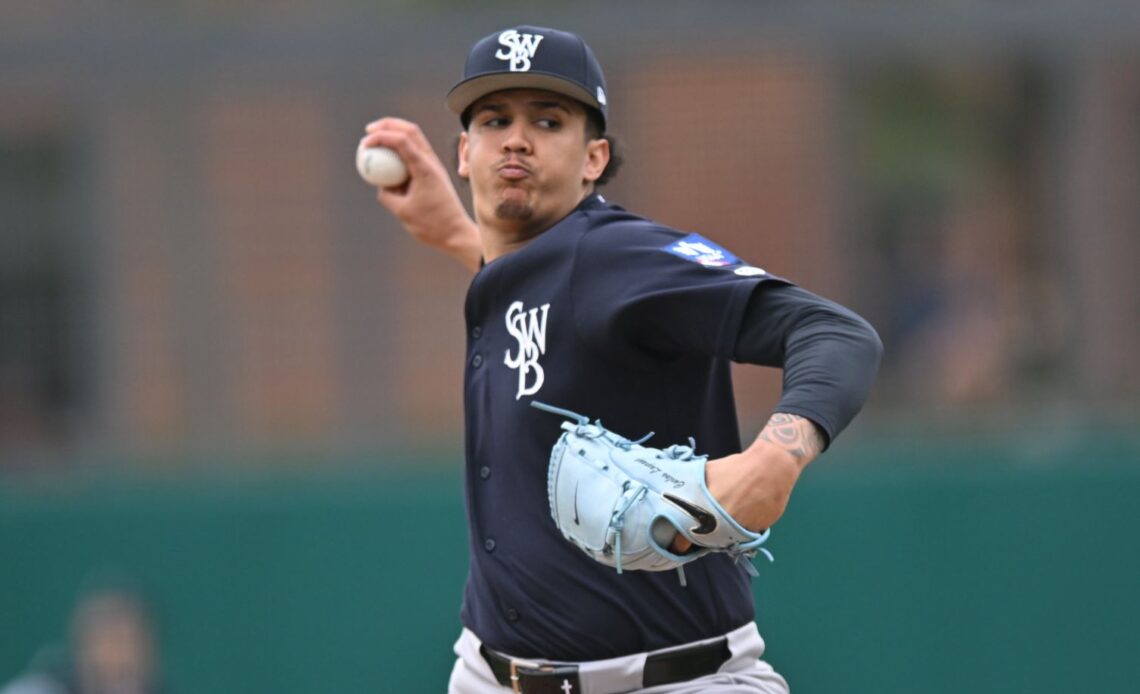 El prospecto dominicano de los Yankees, Carlos Lagrange, ingresa a la lista de lesionados por dolencias en el hombro