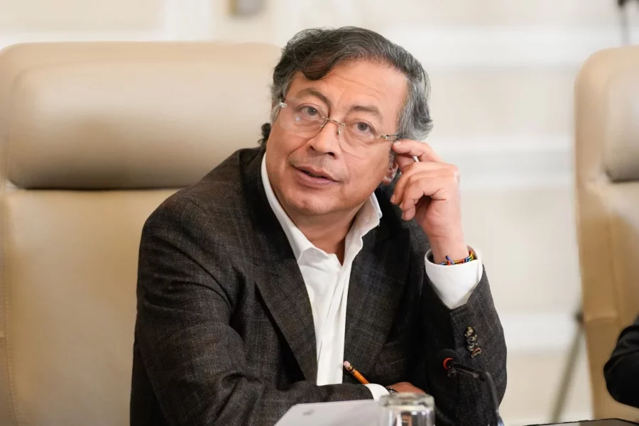 Presidente Petro Anuncia Ausencia en la Investidura de Abelardo de la Espriella