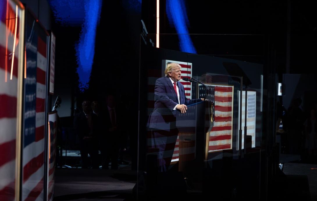 Trump Enfatiza el Patriotismo y la Singularidad Estadounidense en Conmemoración de la Independencia