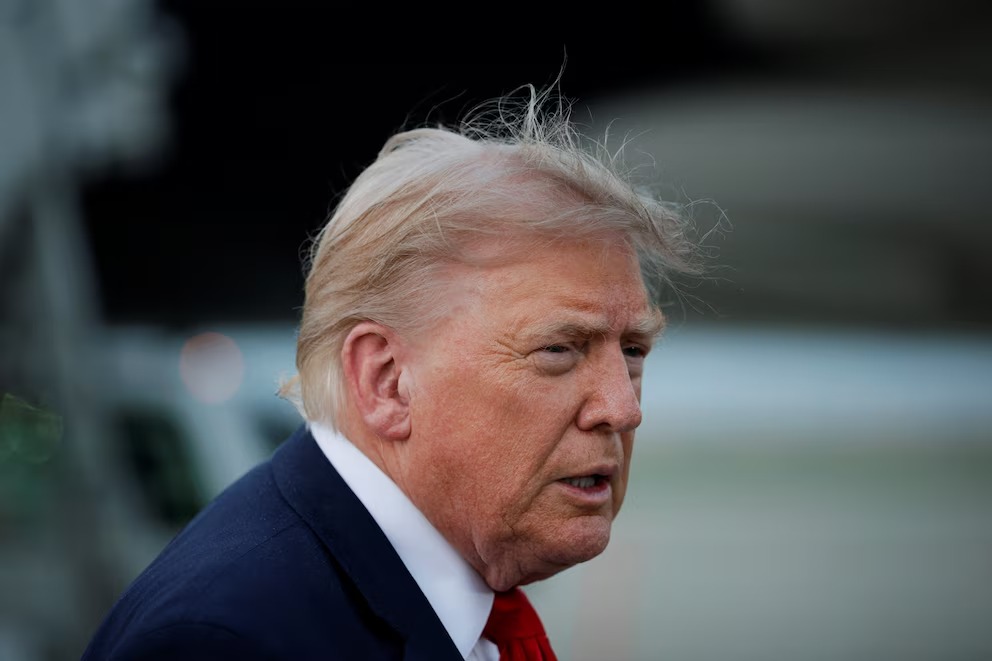 Trump Opta por la Estrategia Militar contra Irán y Desestima la Diplomacia para Reabrir Ormuz