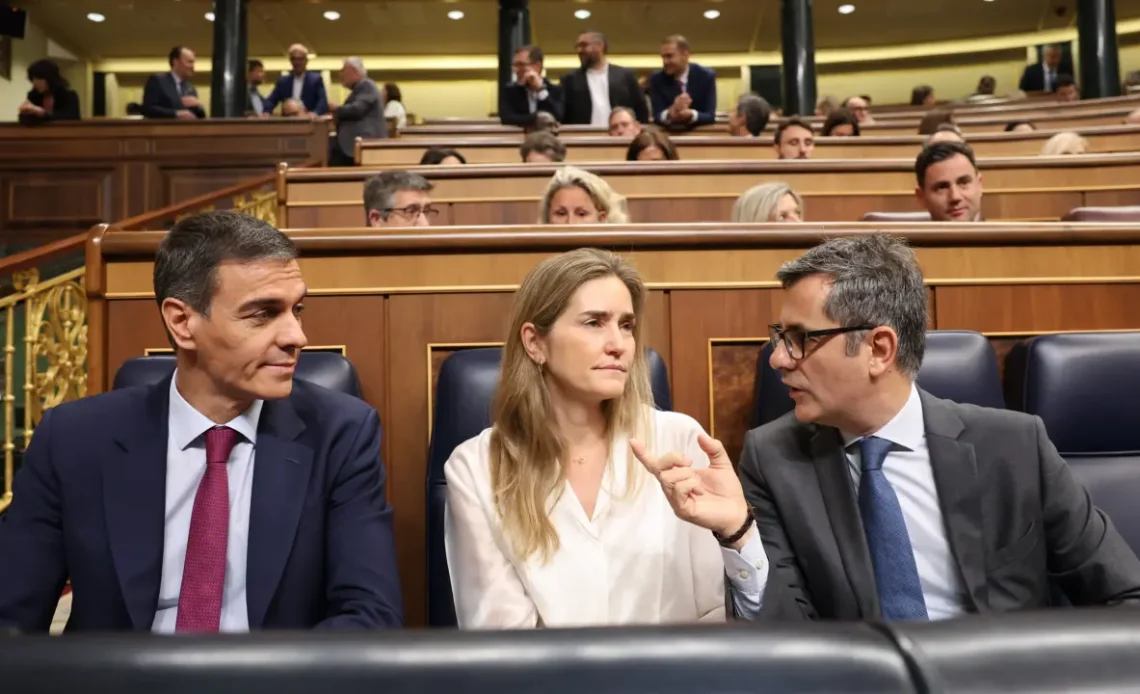 España Enfrenta Retos Persistentes en la Lucha contra la Corrupción, Según la Comisión Europea