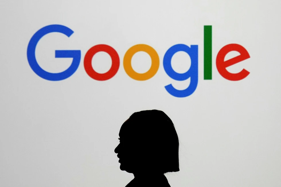 La Unión Europea Impone Multa de Mil Millones de Dólares a Google por Conductas Anticompetitivas