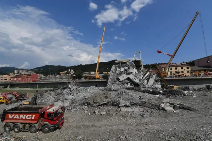 Tribunal de Génova Condena a 32 Implicados por el Derrumbe del Puente Morandi