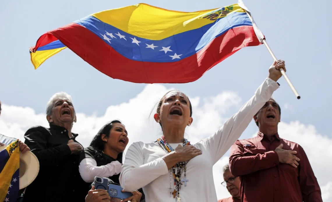 Machado Cuestiona la Gestión Gubernamental Ante los Sismos y Solicita su Retorno a Venezuela
