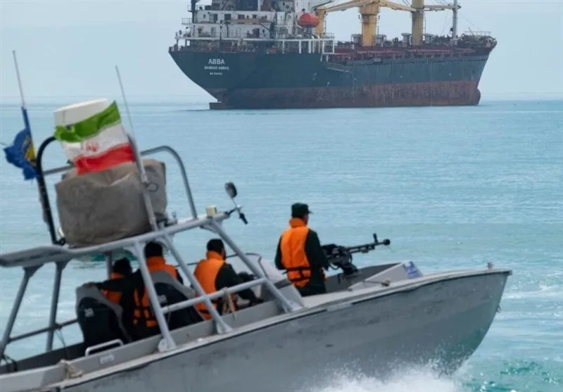 Estados Unidos Restablece Bloqueo Naval en Ormuz y Ejecuta Ataques Aéreos Contra Irán