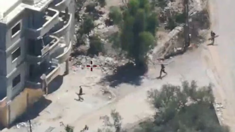 Israel Realiza Ataque Aéreo en el Sur del Líbano contra Presuntos Miembros de Hezbollah