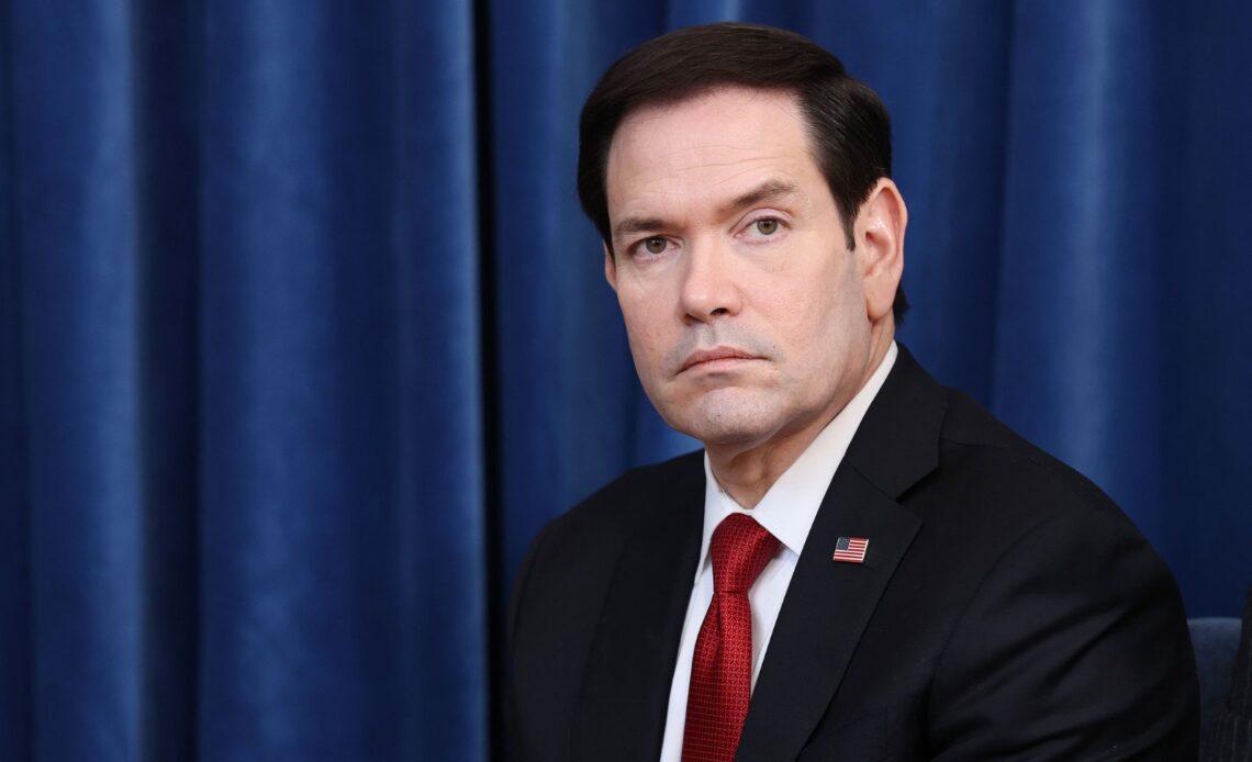 Estados Unidos Lanza Ofensiva Diplomática para Desmantelar la Corte Penal Internacional