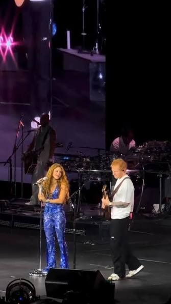 Shakira y Ed Sheeran Sorprenden al Público Neoyorquino con un Dúo Inesperado