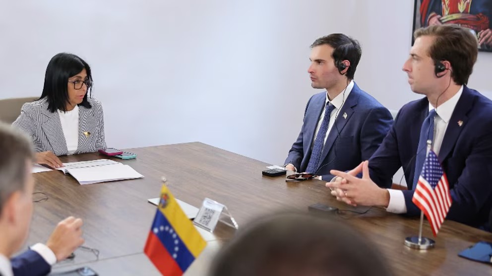 Venezuela inicia conversaciones políticas sin la participación de María Corina Machado
