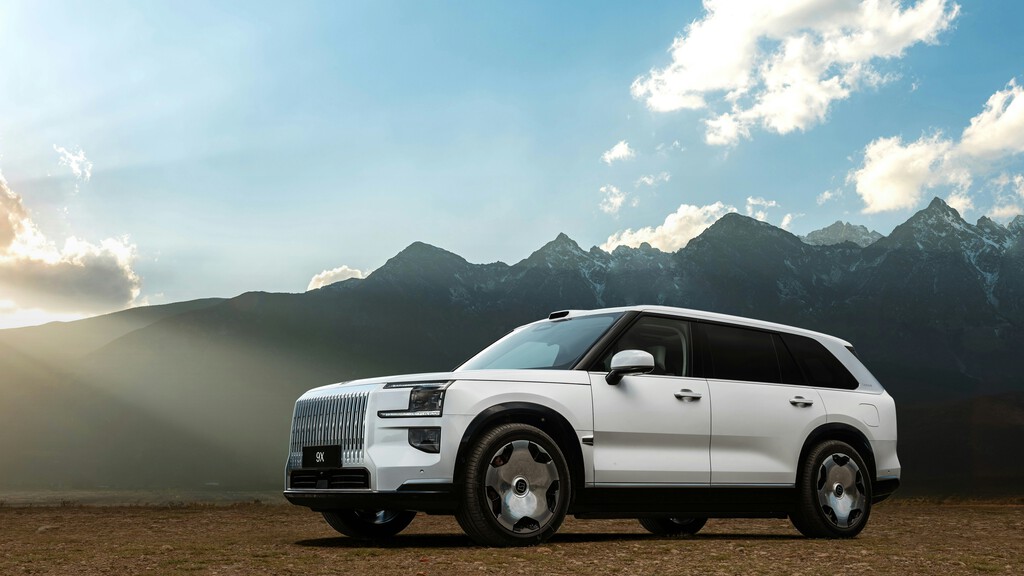 El Zeekr 9X: Un SUV de lujo chino bloqueado por su propio sistema antirrobo en un viaje transcontinental