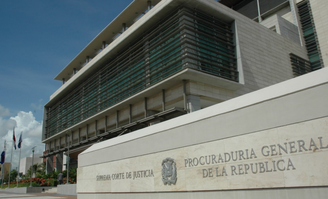 Ministerio Público Pide Prisión Preventiva para Madre Acusada de Homicidio en Manoguayabo