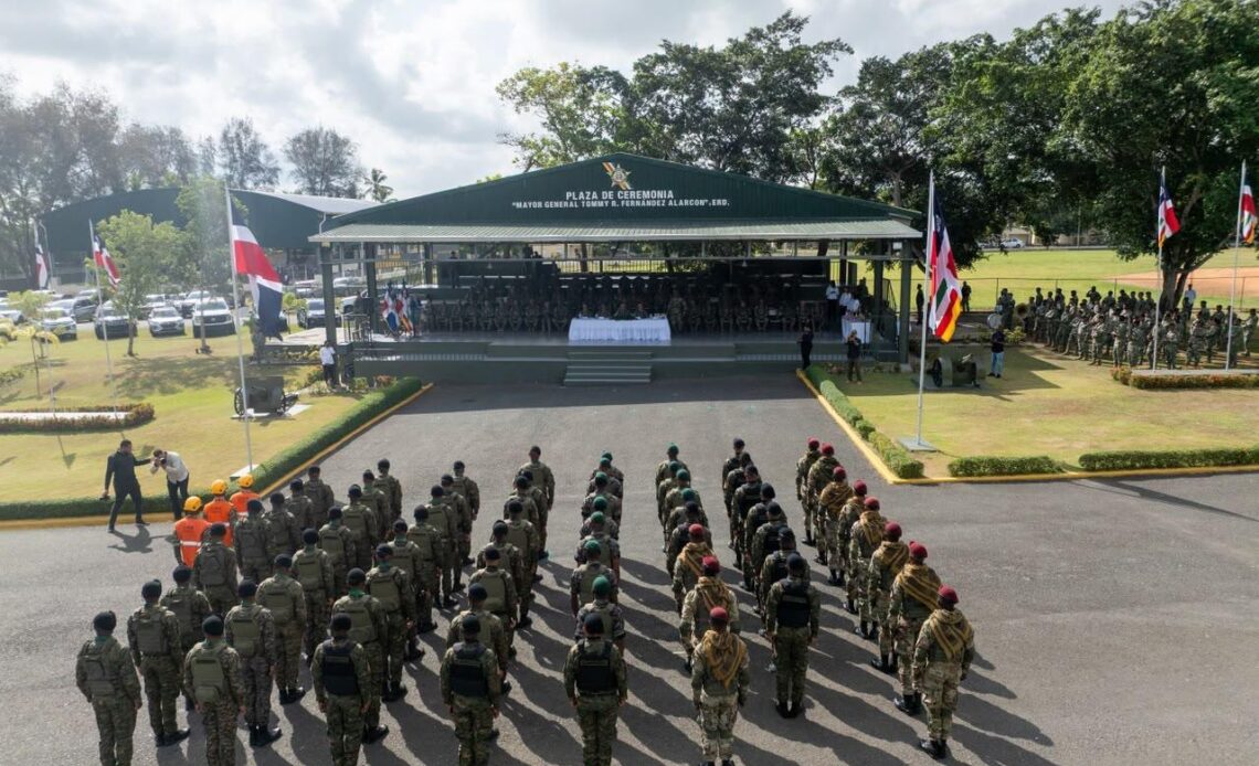 Ejército Dominicano Concluye Formación Táctica Especializada para 503 Soldados