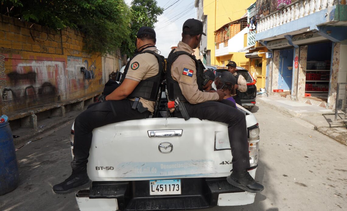 Despliegue Antidrogas en Santo Domingo Norte: 20 Detenidos y Gran Incautación de Narcóticos