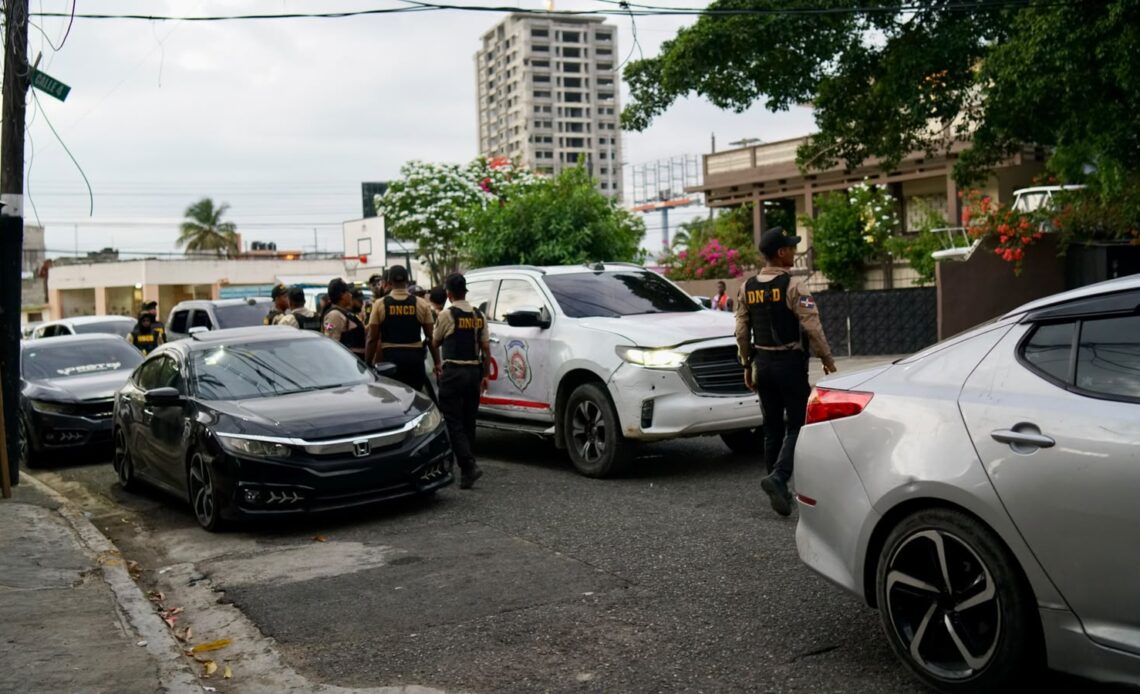 DNCD incauta más de 14 kilogramos de drogas en operativos contra el narcomenudeo en Santo Domingo Este