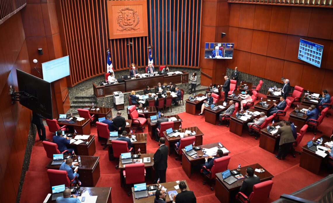 Senado Dominicano Respalda Cambios al Código Penal en Segunda Lectura