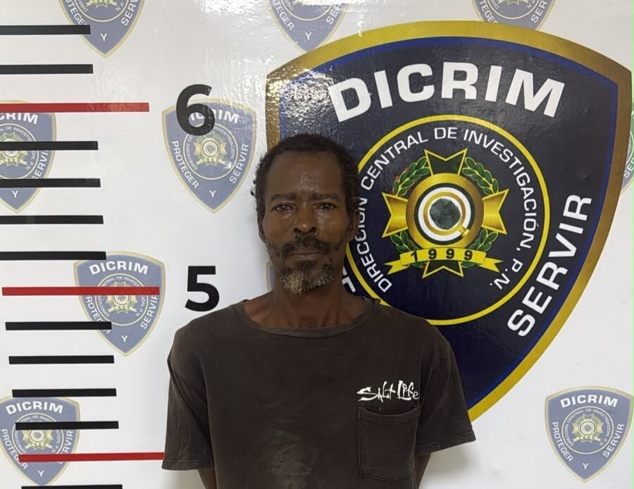 Policía Nacional Detiene a Sospechoso de Robo Domiciliario en Arroyo Hondo II y Recupera Bienes Robados