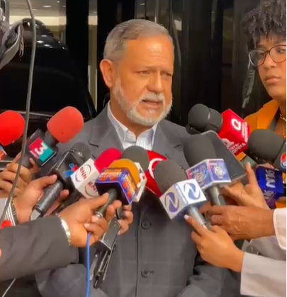 Exdirector de la Policía Nacional Califica de ''Desafortunada'' Propuesta de Reforma y Urge a Detener su Aprobación