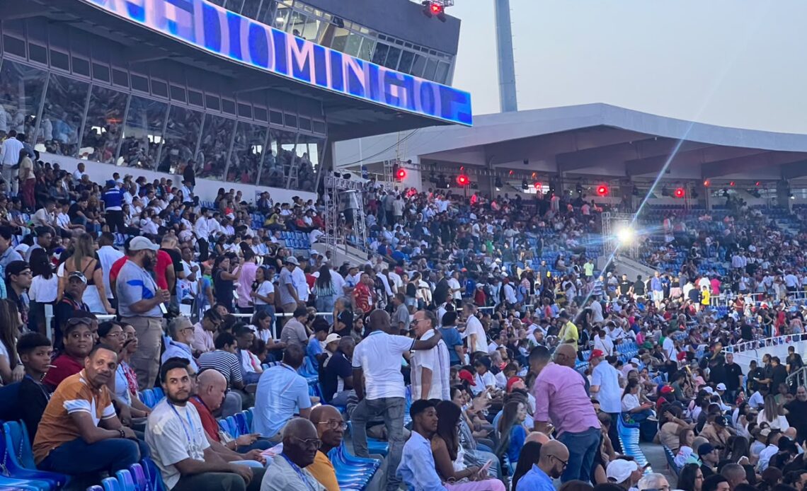 Centro Olímpico Desbordado en la Ceremonia Inaugural de Santo Domingo 2026