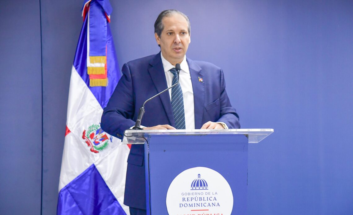 Misión Médica Dominicana Brinda Atención a Cientos de Venezolanos Afectados por Terremotos