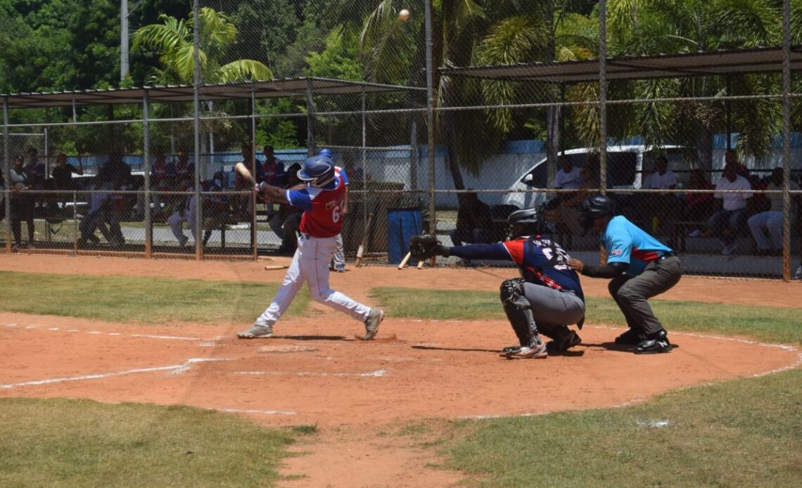 Cuatro Regiones Compiten por el Campeonato Nacional de Béisbol de Viejas Glorias