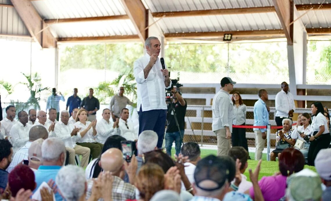 Presidente Abinader Condena Muerte de Joven en Herrera y Exige Sanción Ejemplar para Agente Implicado
