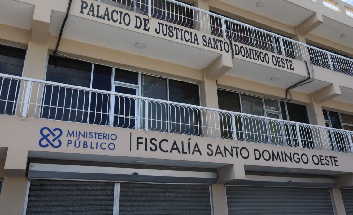 Ministerio Público pide prisión preventiva para agente policial implicado en la muerte de Darlin Mercado; audiencia este lunes