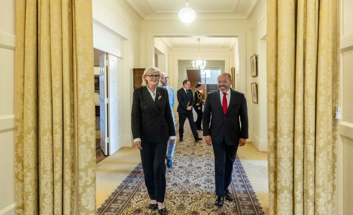 Edward Pérez Reyes asume su rol como embajador dominicano en Australia