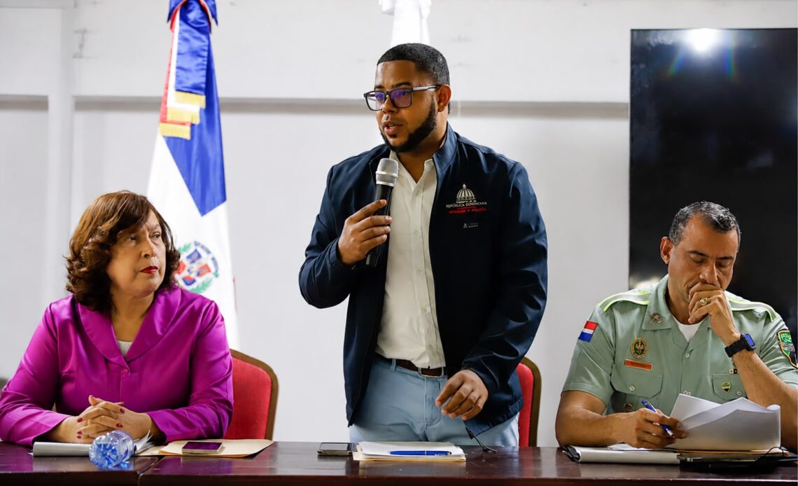 Autoridades Evalúan Necesidades Sectoriales Durante Reunión de Seguridad en Santiago