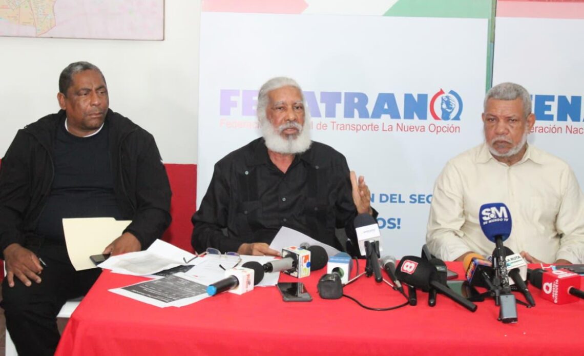 Juan Hubieres denuncia a senador Antonio Marte por presunta reactivación de grupos violentos en el sector transporte