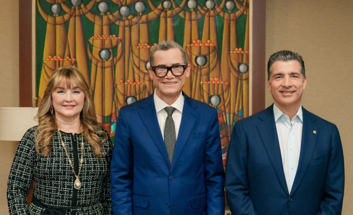 Eddy Olivares Conoce la Estrategia Tecnológica y el Enfoque en Talento Humano del Banco Popular
