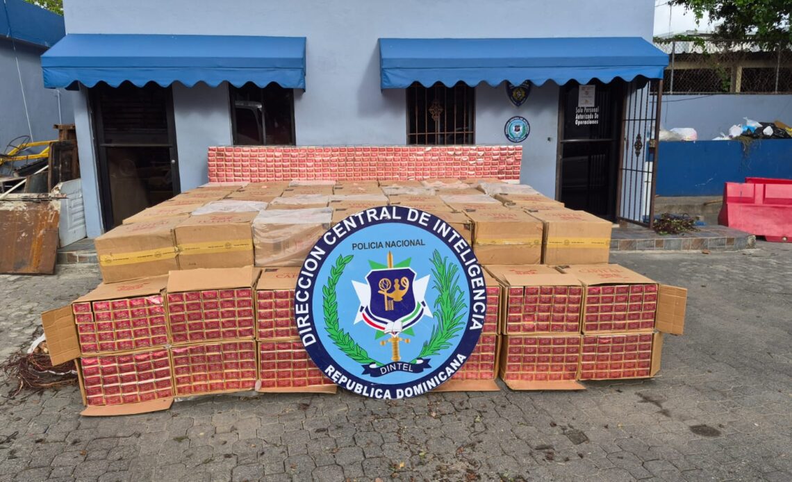 Incautados más de 1.5 millones de cigarrillos de contrabando en Baní, ocultos entre batatas
