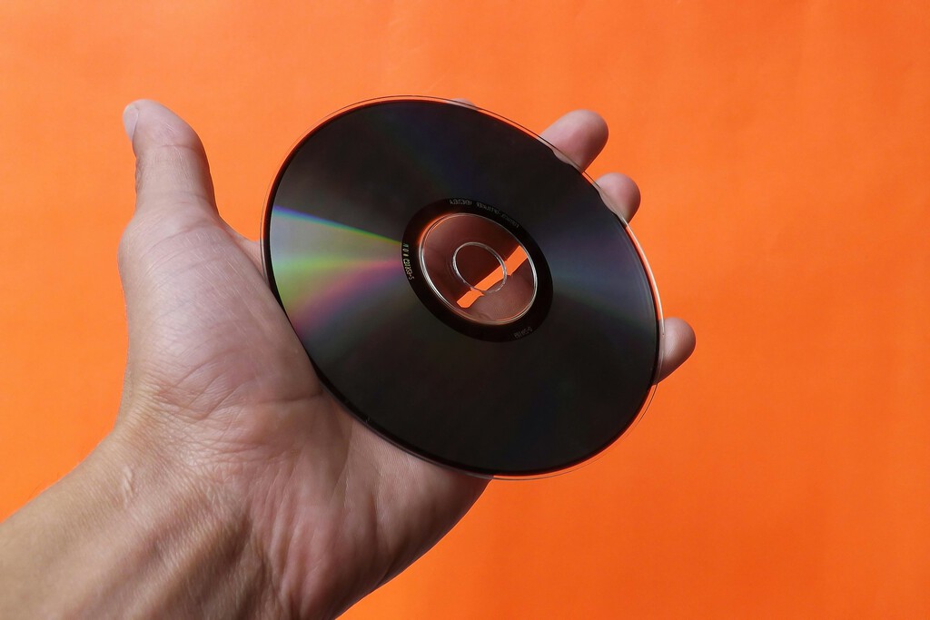 El Resurgimiento Inesperado del CD: Un Análisis de su Crecimiento en el Mercado Musical
