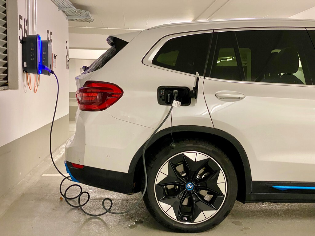 La Durabilidad de las Baterías de Coches Eléctricos Supera Expectativas: Estudios Desmienten Temores