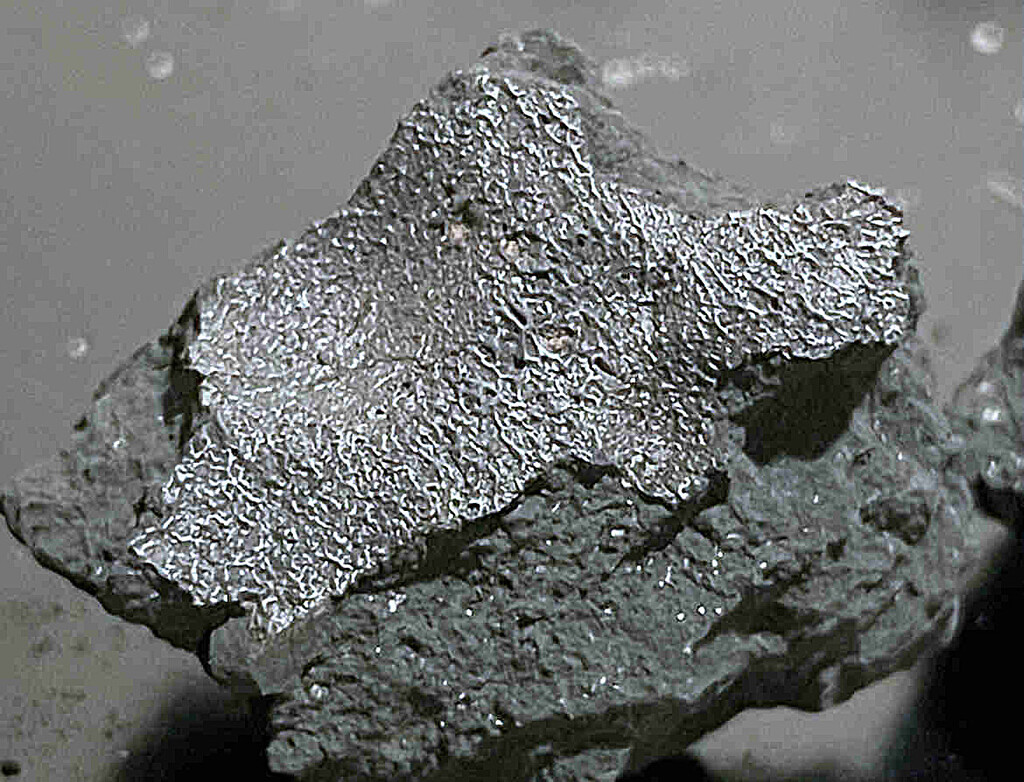 Análisis de un Meteorito Raro en Nueva Jersey Ofrece Nuevas Pistas sobre el Origen de la Vida