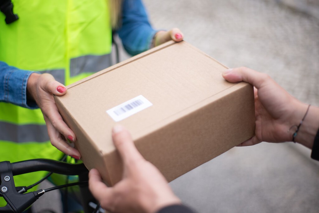 Nuevas Tasas de la UE Aumentan Significativamente el Costo de Envíos de China: Impacto en Compras Online