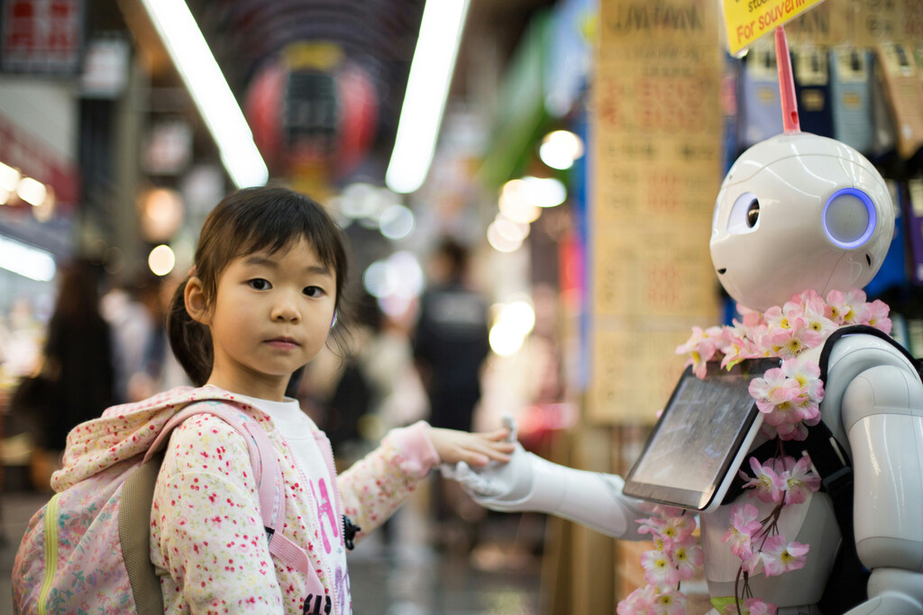 China Restringe la IA Antropomórfica para Prevenir Dependencia Emocional