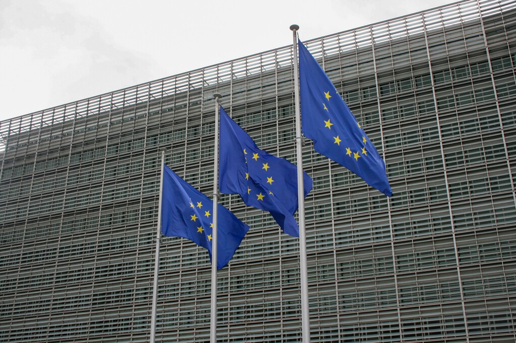 Europa Refuerza Estrategias Ante la Dependencia de Materiales Críticos de China