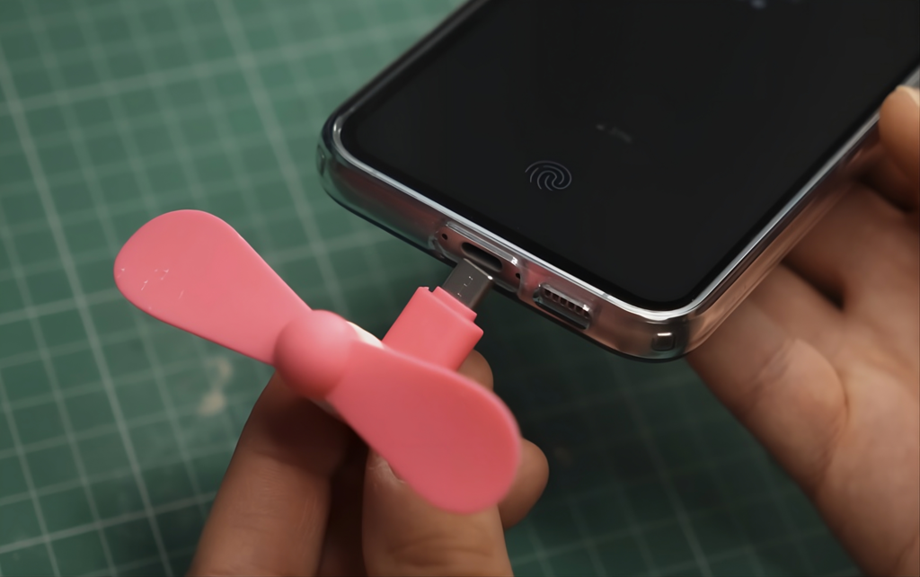 El riesgo oculto de los ventiladores USB-C para móviles: ¿Podrían dañar tu smartphone?