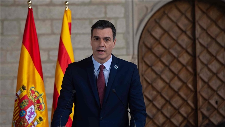 Pedro Sánchez Cuestiona al Rey Felipe VI por Ausencia en Ceuta, Confundiendo Años de Reinado