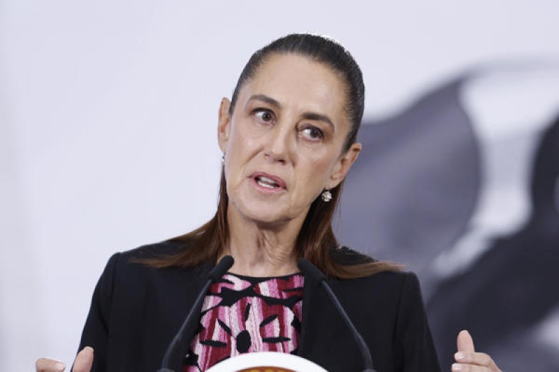 Presidenta Sheinbaum Compromete Esfuerzos para Esclarecer Asesinato de Creador de Contenido en México