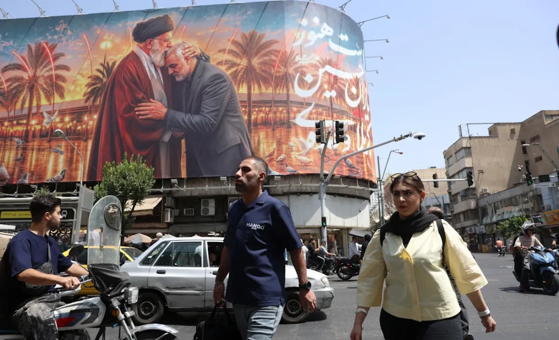 Irán Anuncia Transición Hacia una Postura Ofensiva y Advierte de ''Sorpresas''