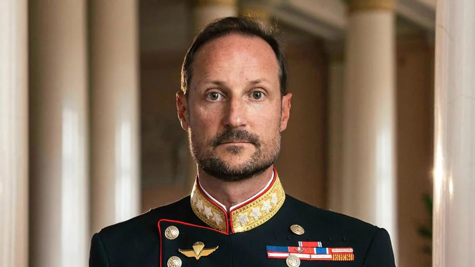 Haakon VIII asume el trono de Noruega y jurará ante el Parlamento