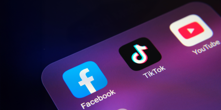 Acuerdo de Meta por Adicción Infantil Impulsa a YouTube y TikTok a Reforzar Seguridad
