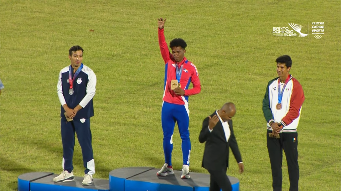 Yeral Núñez Conquista Oro para República Dominicana en los 400 Metros con Vallas