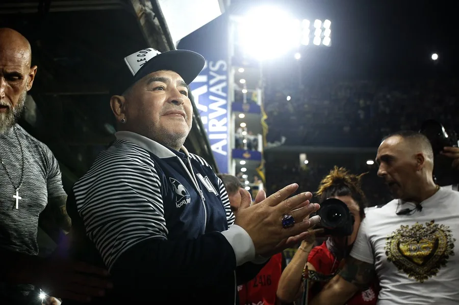 Experto Forense Afirma que Maradona Mostró Indicios de Falla Cardíaca Previo a su Deceso