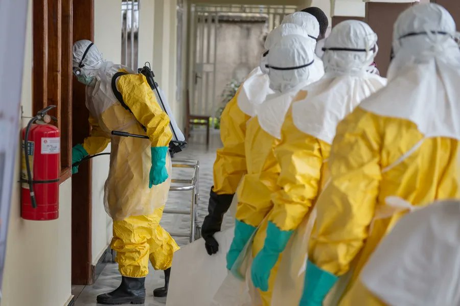 Brote de Ébola en RDC: Más de 2.600 Muertes y 1.200 Recuperaciones Reportadas