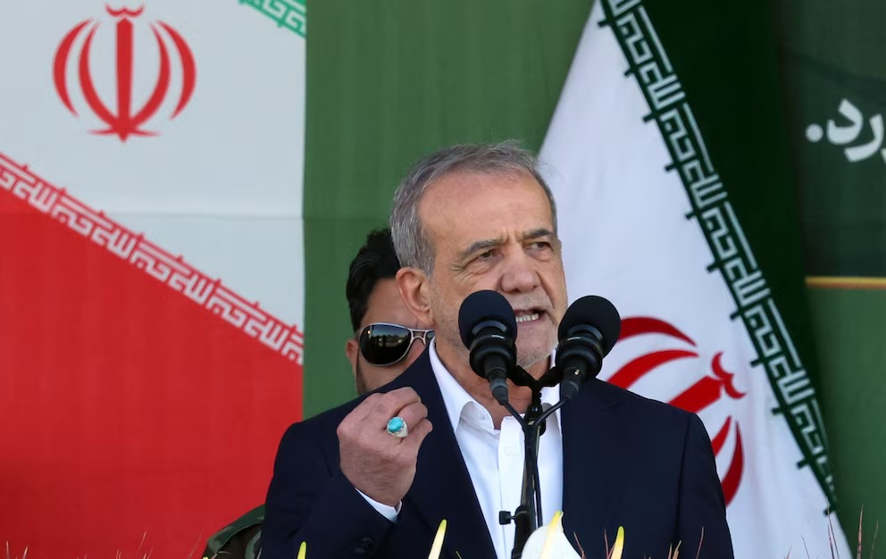 Irán Confirma el Impacto de las Sanciones Estadounidenses: Caída del Comercio Exterior hasta en un 35%
