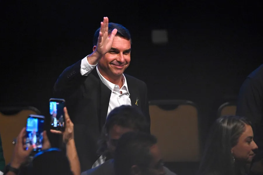 Bolsonaro Acorta Distancia con Lula en Preferencia de Voto para Segunda Vuelta