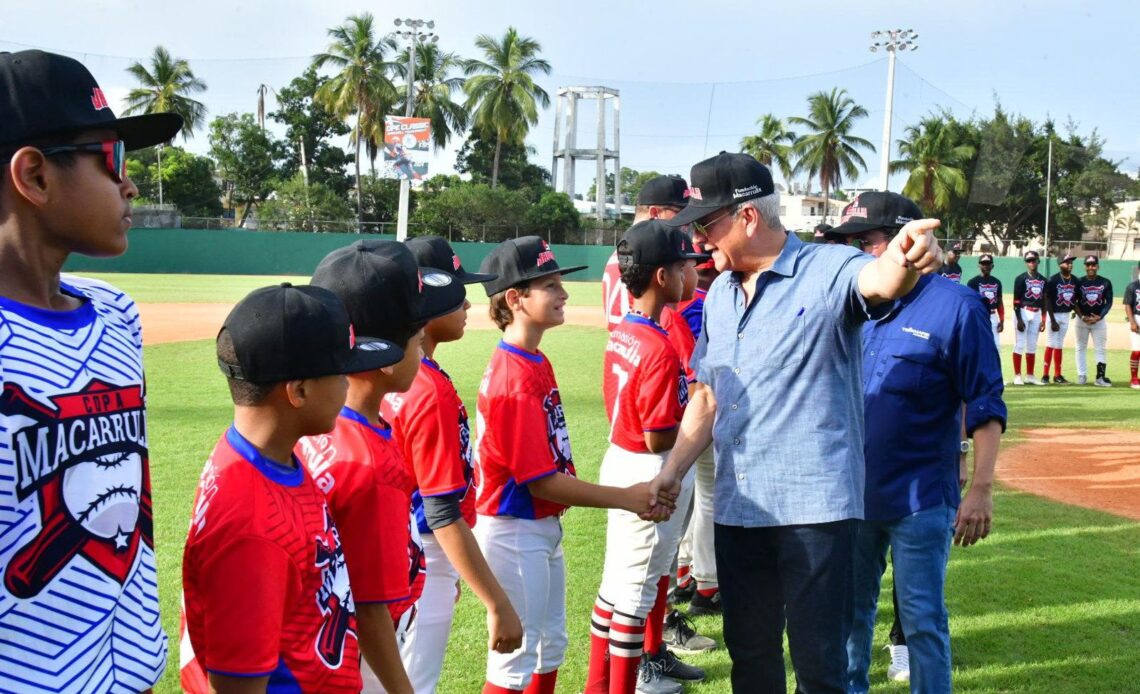 La Copa Macarrulla Regresa con el Béisbol Infantil y una Novedad Femenina